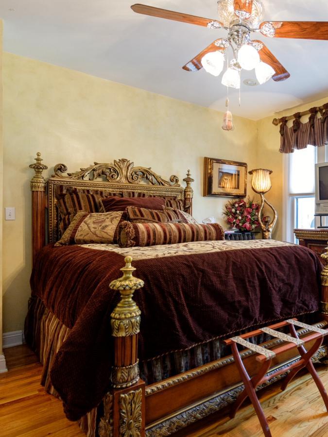 Bed & Breakfast Gaslight 3*