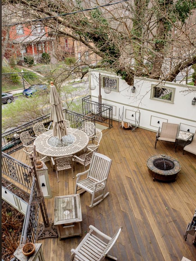 Bed & Breakfast Gaslight 3*
